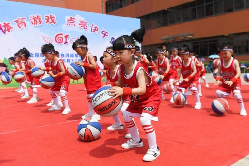 印尼羽球超级500赛 ｜ 乐蒂硬碰韩国女双 谢苏4强火併聪文